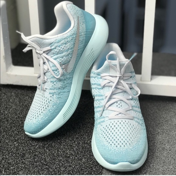 NWT Nike LunarEpic Low Flyknit 2 Glacier Blue WMNS - Picture 7 of 8